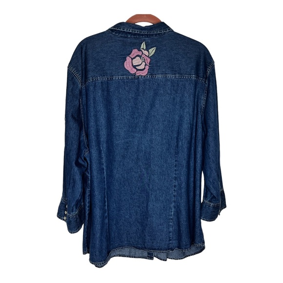 Dress Barn Denim Shirt Embroidered Roses Pearl Snaps size  22/24 Women’s VTG - Picture 10 of 13